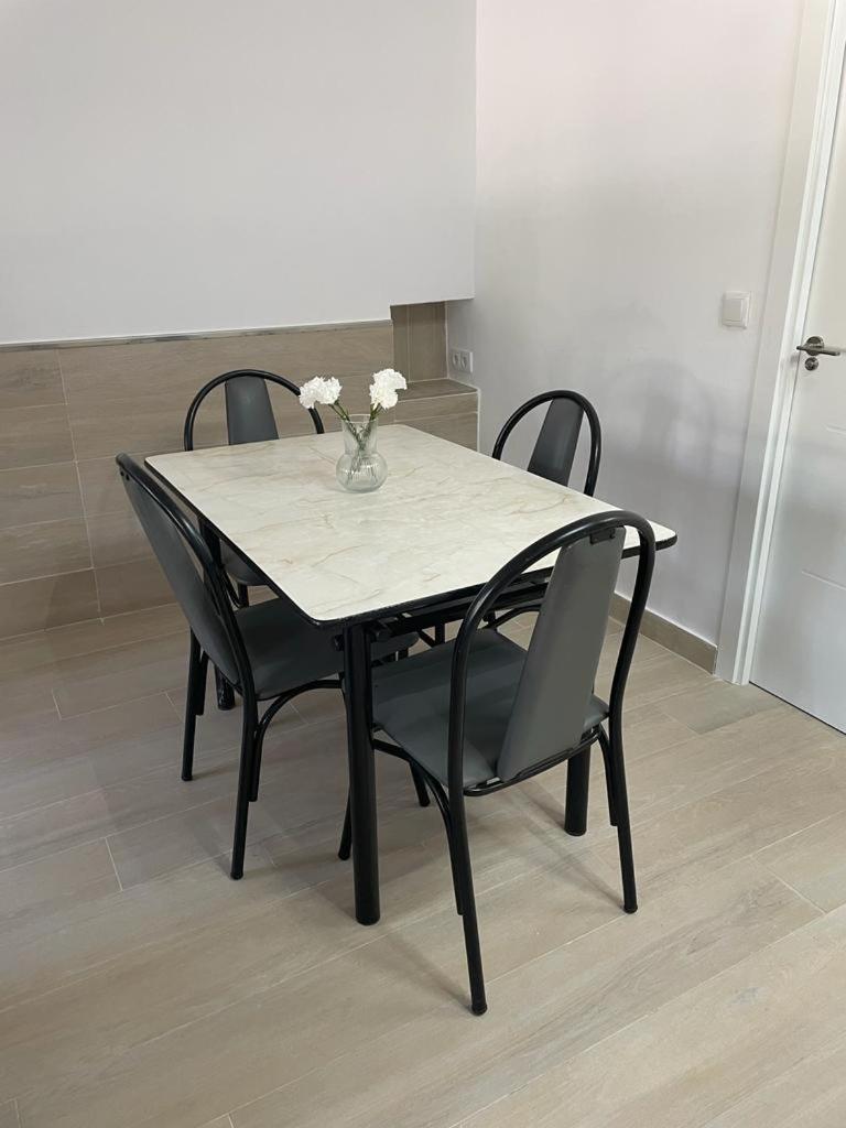 Planta Baja Moderna Y Nueva A Estrenar En El Centro Ciudad 2 Habitaciones Y 2 Banos Эльче Экстерьер фото